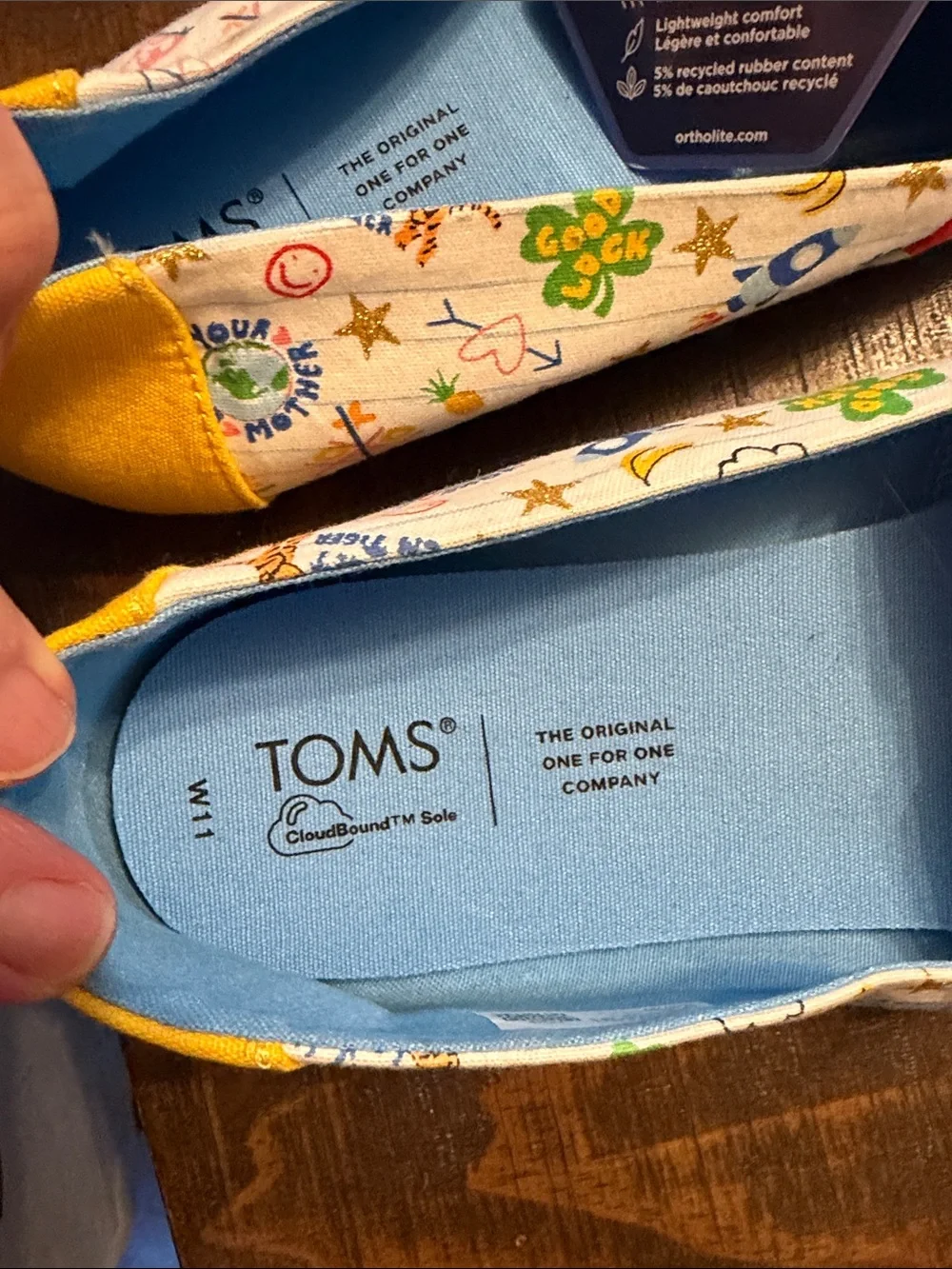 Toms Womens Printed Doodle Pad Canva Slip-Ons in White with Yellow and Blue